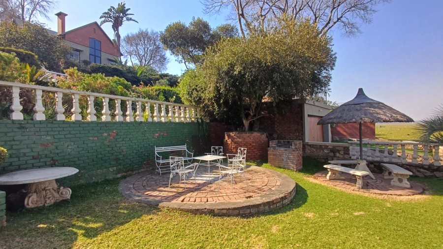 6 Bedroom Property for Sale in Kosmos North West